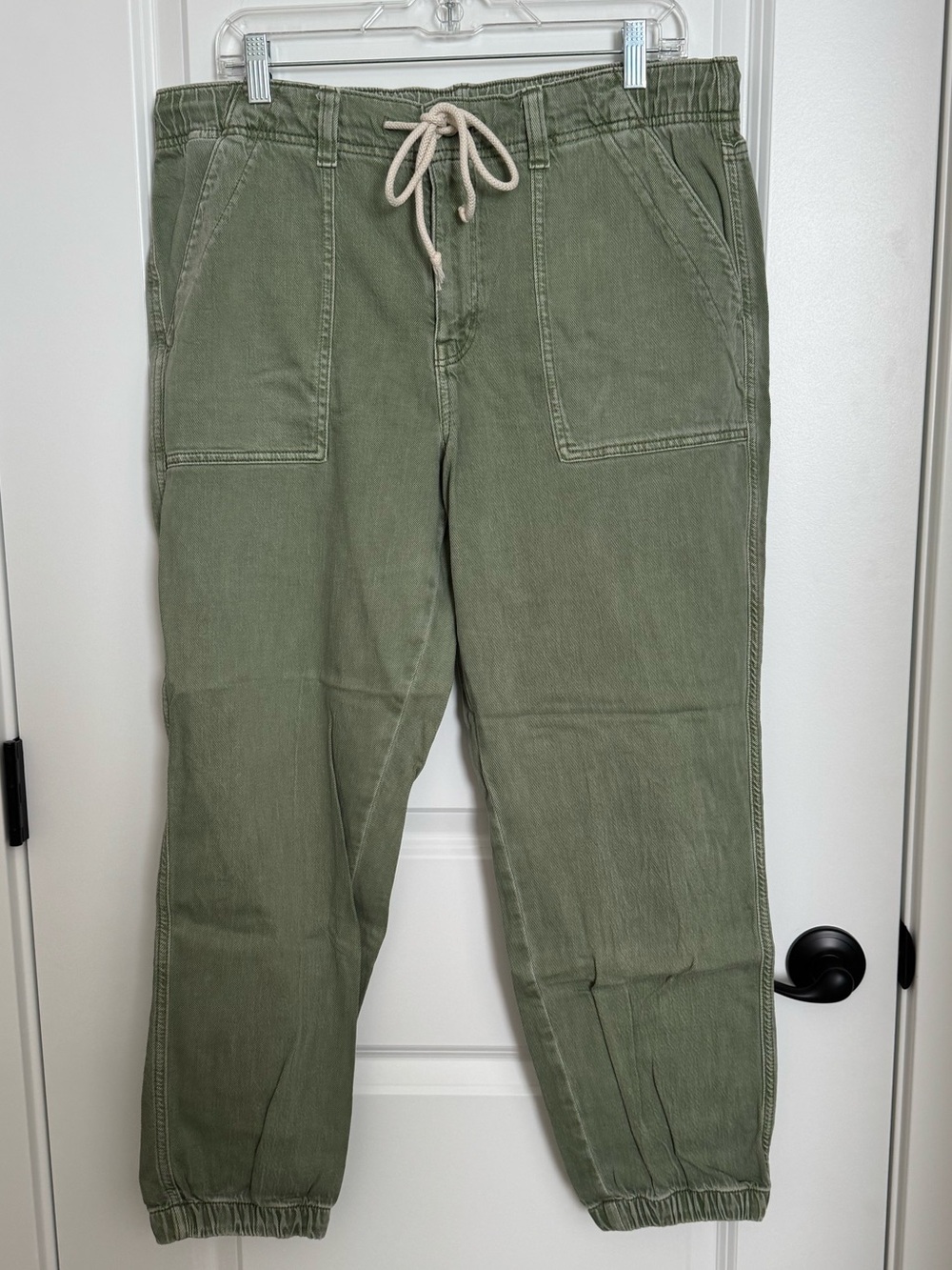 American Eagle Outfitters Olive Drawstring Jeans